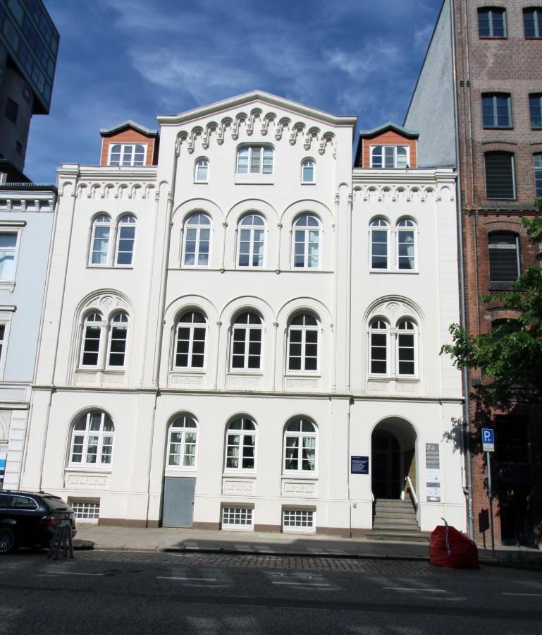 Neu! Einmaliges Loft Im Binnenhafen - Hafenblick! Хамбург Екстериор снимка