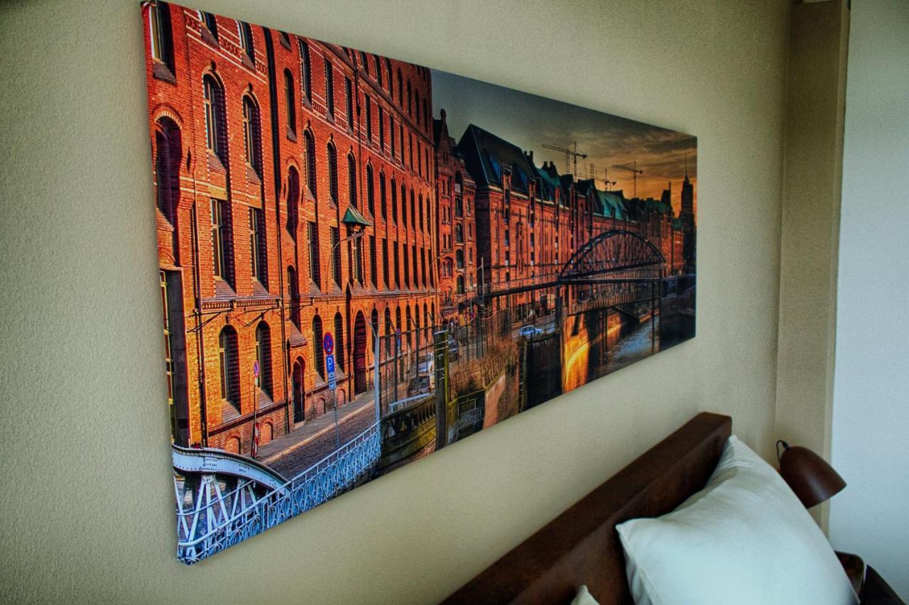 Neu! Einmaliges Loft Im Binnenhafen - Hafenblick! Хамбург Екстериор снимка